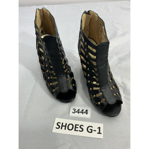 Womans Yoki Size 7 Strappy Open Toe Wedge Booties Black